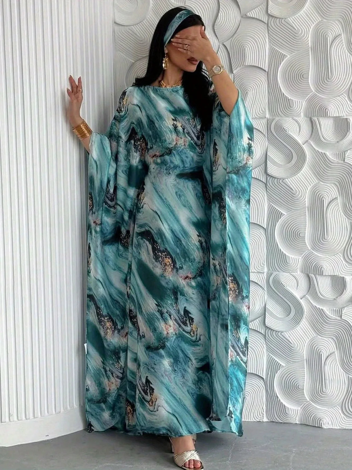 Printed Pullover Abaya — Evening